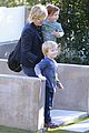 amy poehler birthday party with archie abel 08