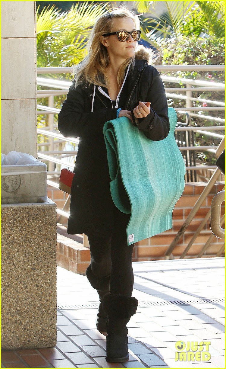 reese witherspoon to work with sofia vergara 082793644