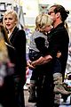 gwen stefani gavin rossdale toy shopping with the kids 04