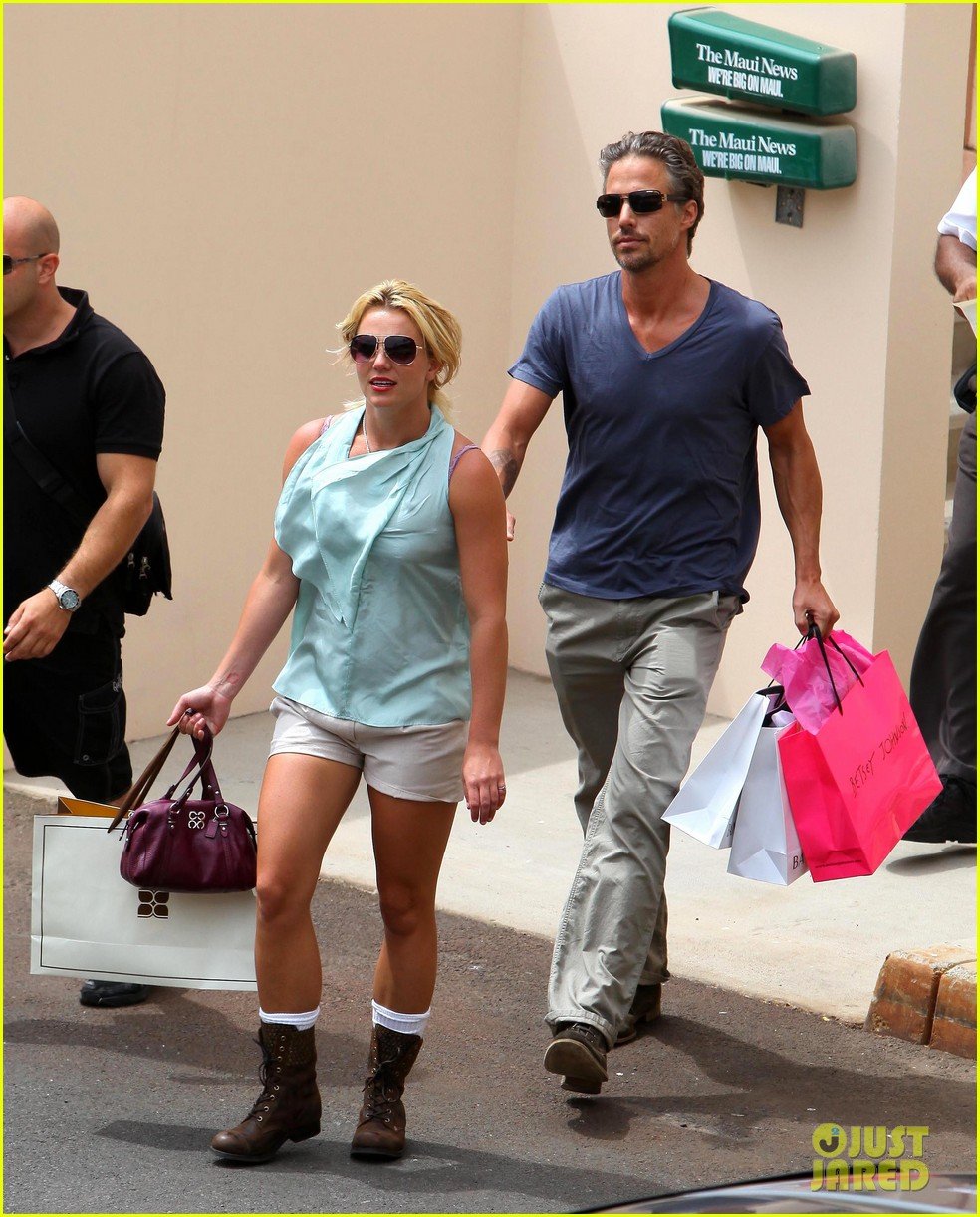 Britney Spears & Jason Trawick Split Photo Memories! Photo 2789490