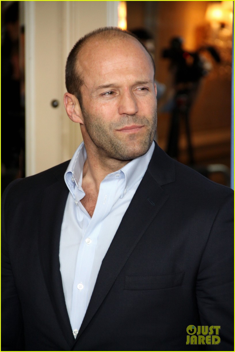 jason statham parker berlin moscow premieres 152801613
