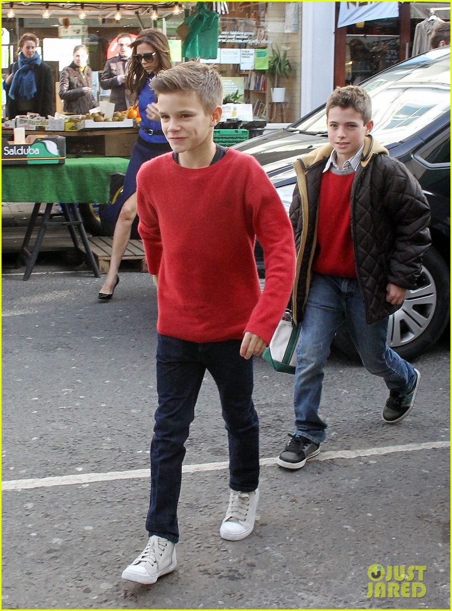 Victoria & David Beckham Cruz's Birthday Celebration with the Family