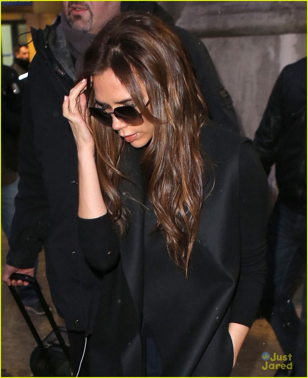 David & Victoria Beckham: Paris Saint-Germain Debut!: Photo 2818783 ...