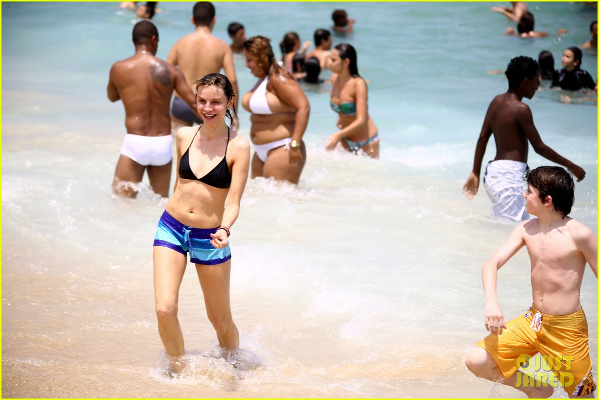 calista flockhart bikini beach day with harrison ford 232814431