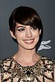 anne hathaway cdg awards 2013 red carpet 15