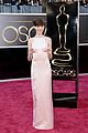 anne hathaway oscars 2013 red carpet 01