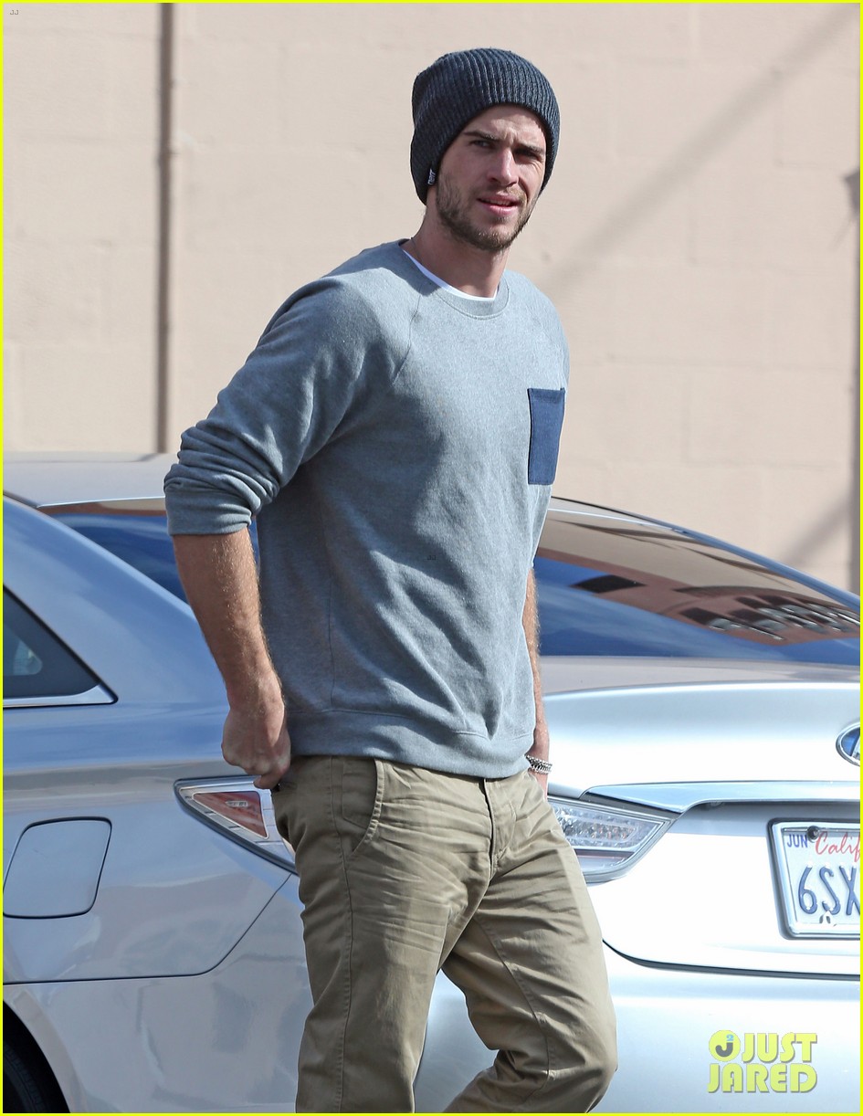 liam hemsworth love honor out in march 042810553