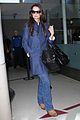 katie holmes flies from jfk to lax 01