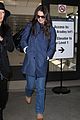 katie holmes flies from jfk to lax 10