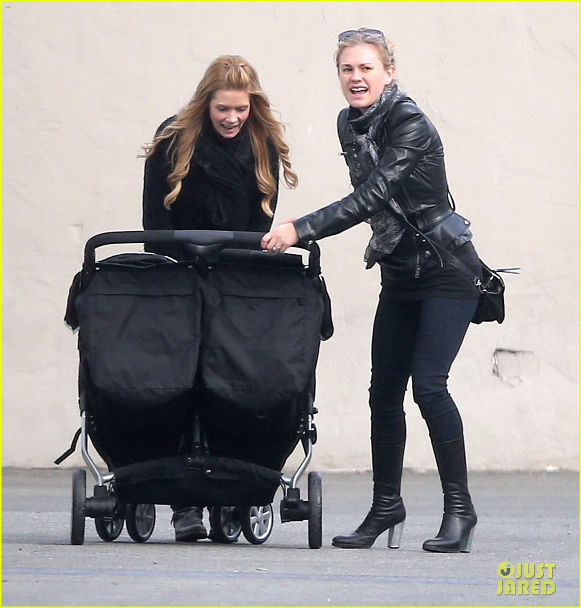 anna paquin shopping with one of her twins 222806010