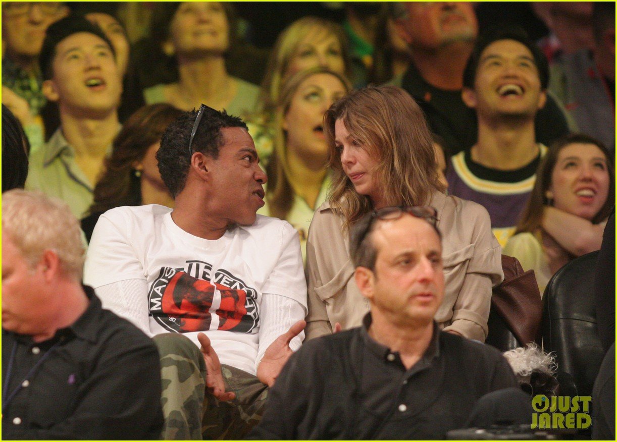 ellen pompeo valentines basketball with hubby chris ivery 05