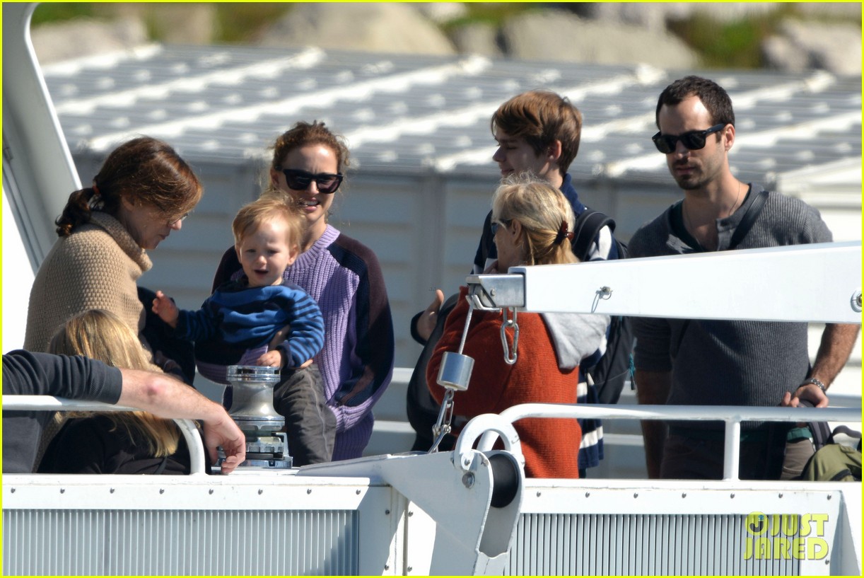 natalie portman benjamin millepied whale watching with aleph 11