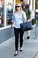 reese witherspoon post lunch shopping trip 08