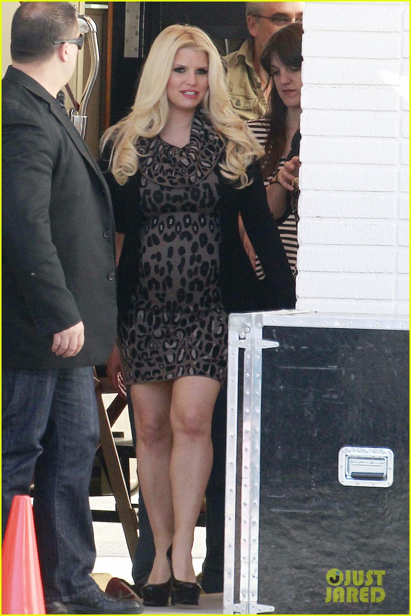 jessica simpson pregnant commercial shoot with eric johnson maxwell 052821118