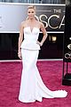 charlize theron oscars 2013 red carpet 03