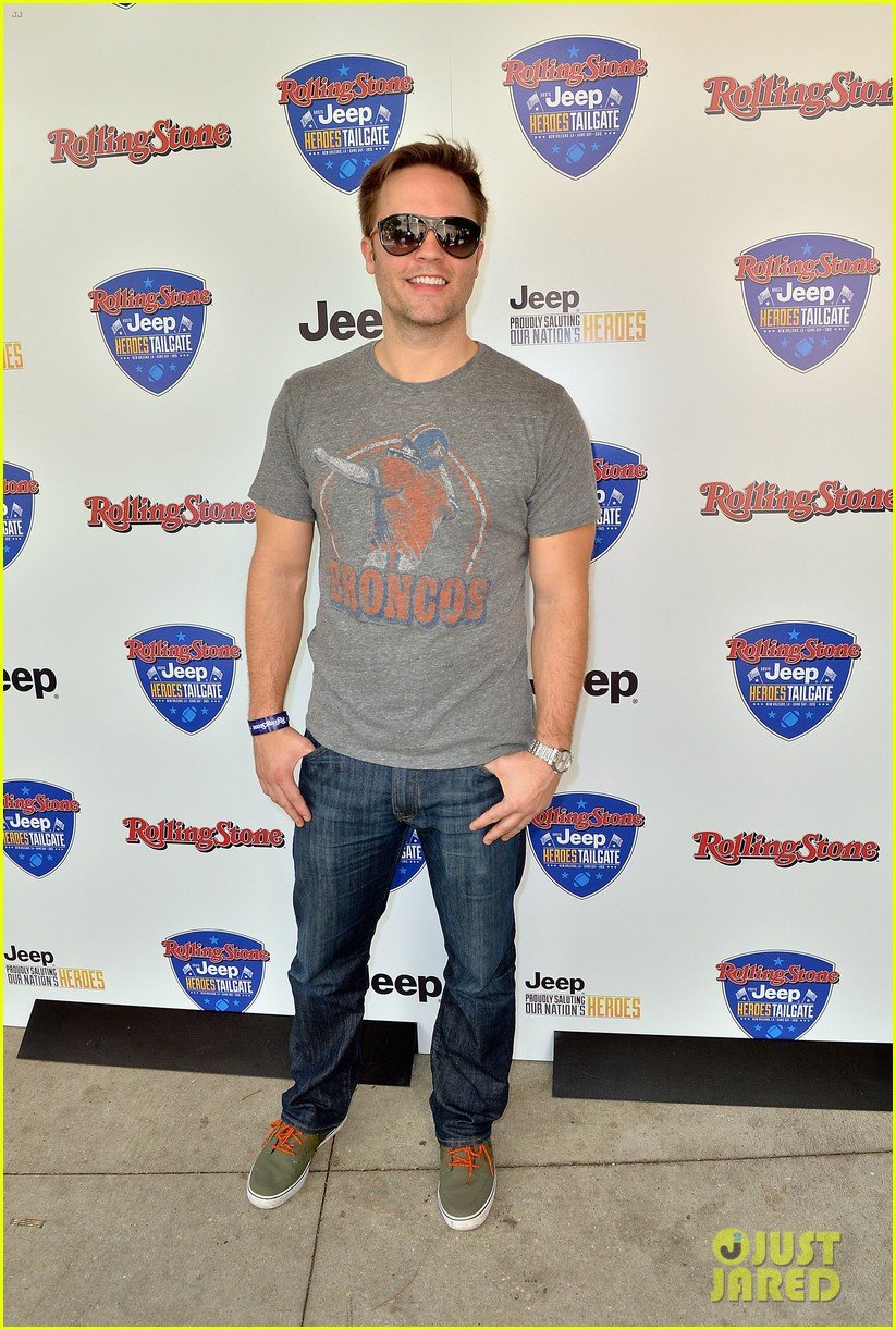paul wesley torrey devitto super bowl tailgate party 052804490
