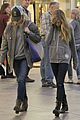 reese witherspoon shopping with ava 14