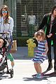 jessica alba le pain quotidien lunch with the kids 03