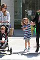 jessica alba le pain quotidien lunch with the kids 22