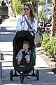 jessica alba le pain quotidien lunch with the kids 25