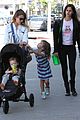 jessica alba le pain quotidien lunch with the kids 28