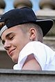 justin bieber apologizes for late london concert start theres no excuse 03