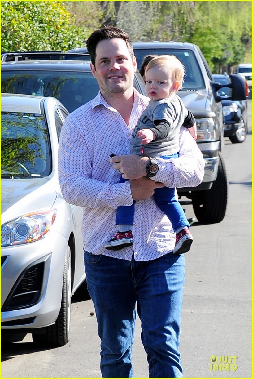 hilary duff mike comrie birthday party with luca 022828002