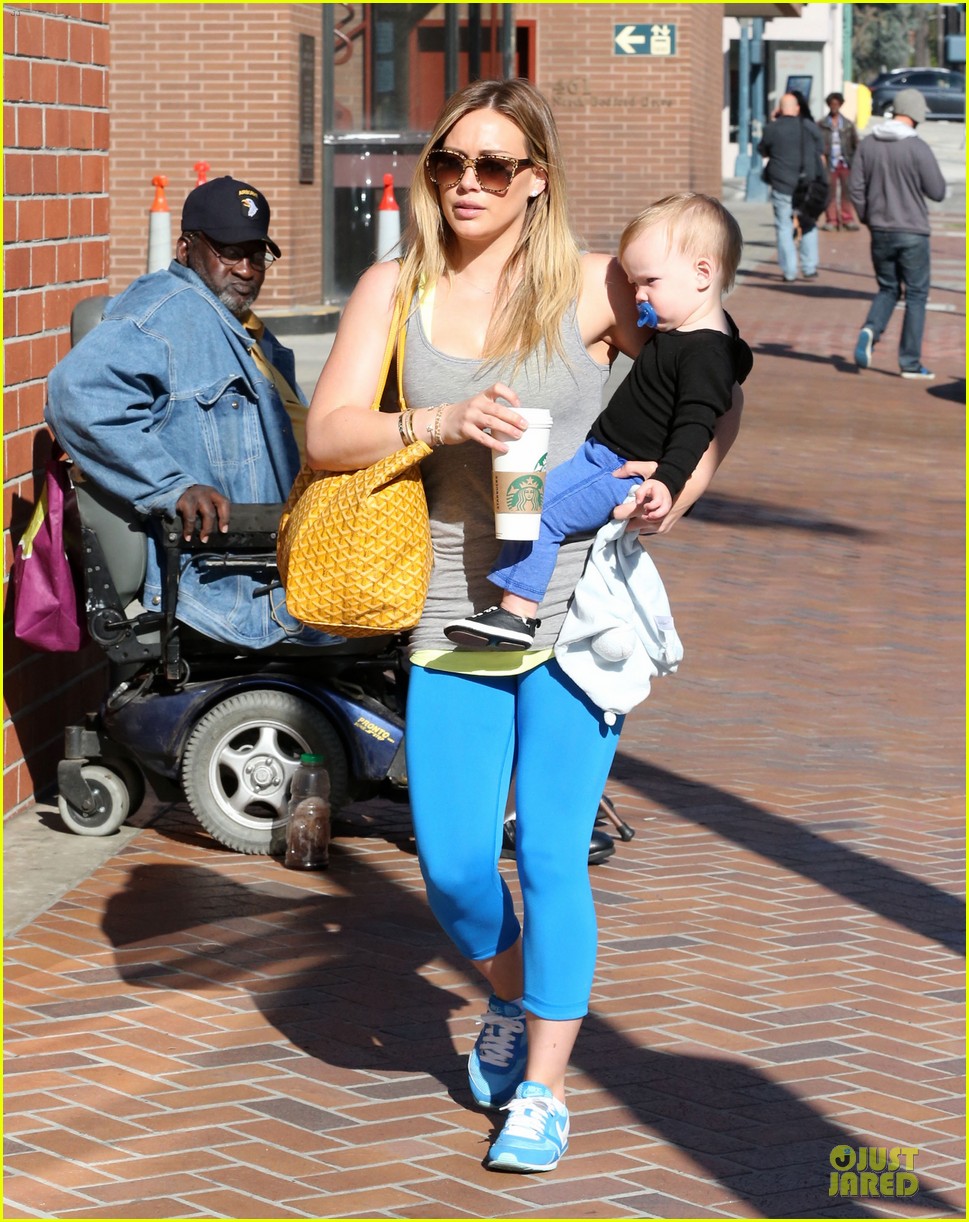 hilary duff plaid breakfast with luca 05