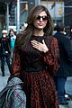 eva mendes late show appearance 02