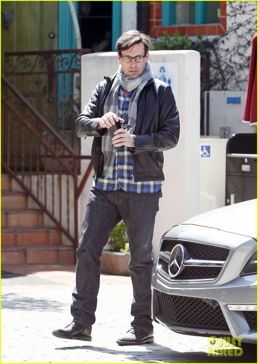 Jon Hamm New 'Mad Men' Season 6 Teaser Trailer! Photo 2837187 Jon(02)