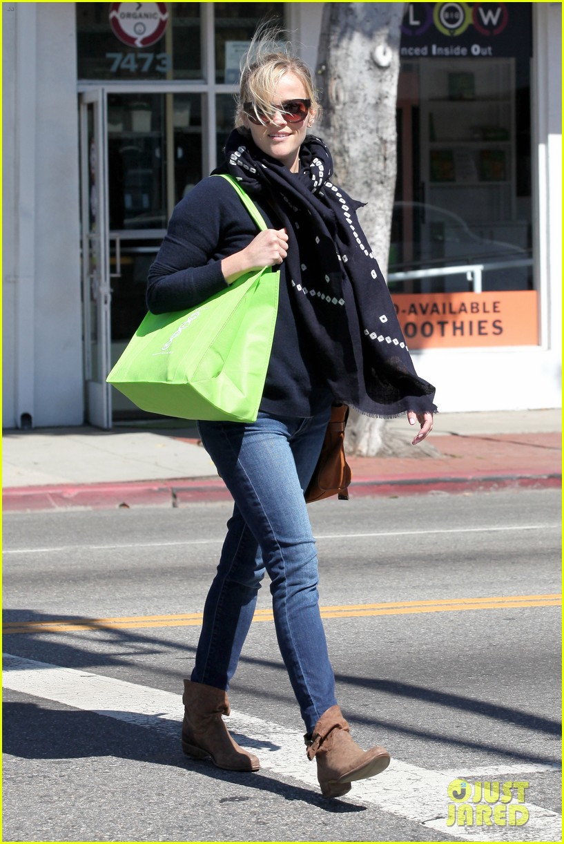reese witherspoon sunday shopping spree 28