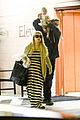 pregnant jessica simpson eric johnson doctors office with maxwell 05