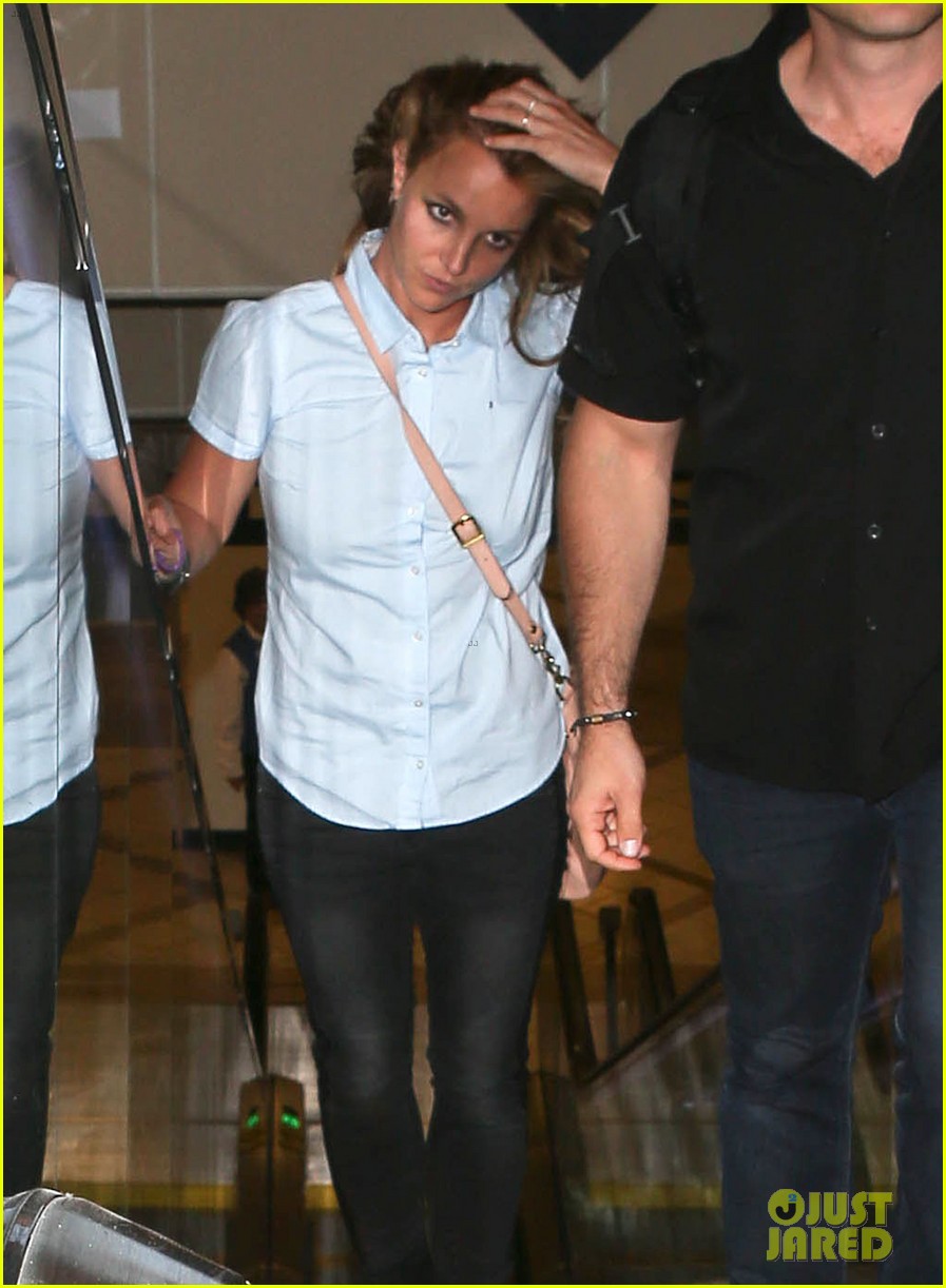 britney spears jets to new orleans with the boys 17