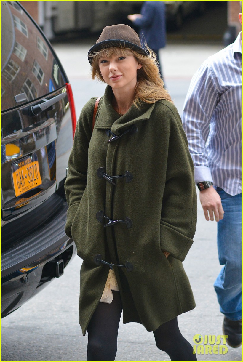 taylor swift nyc arrival for red tour 012838517