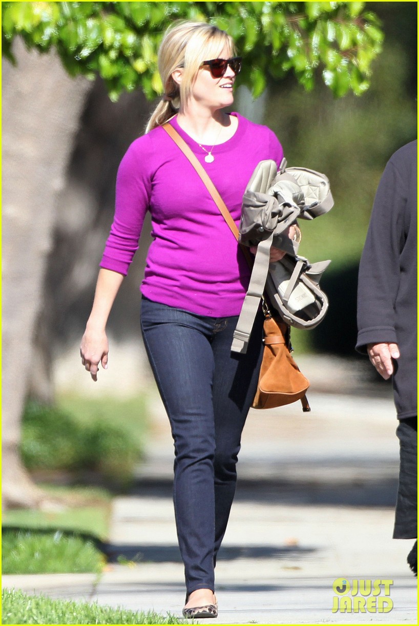 resse witherspoon full family outing 09