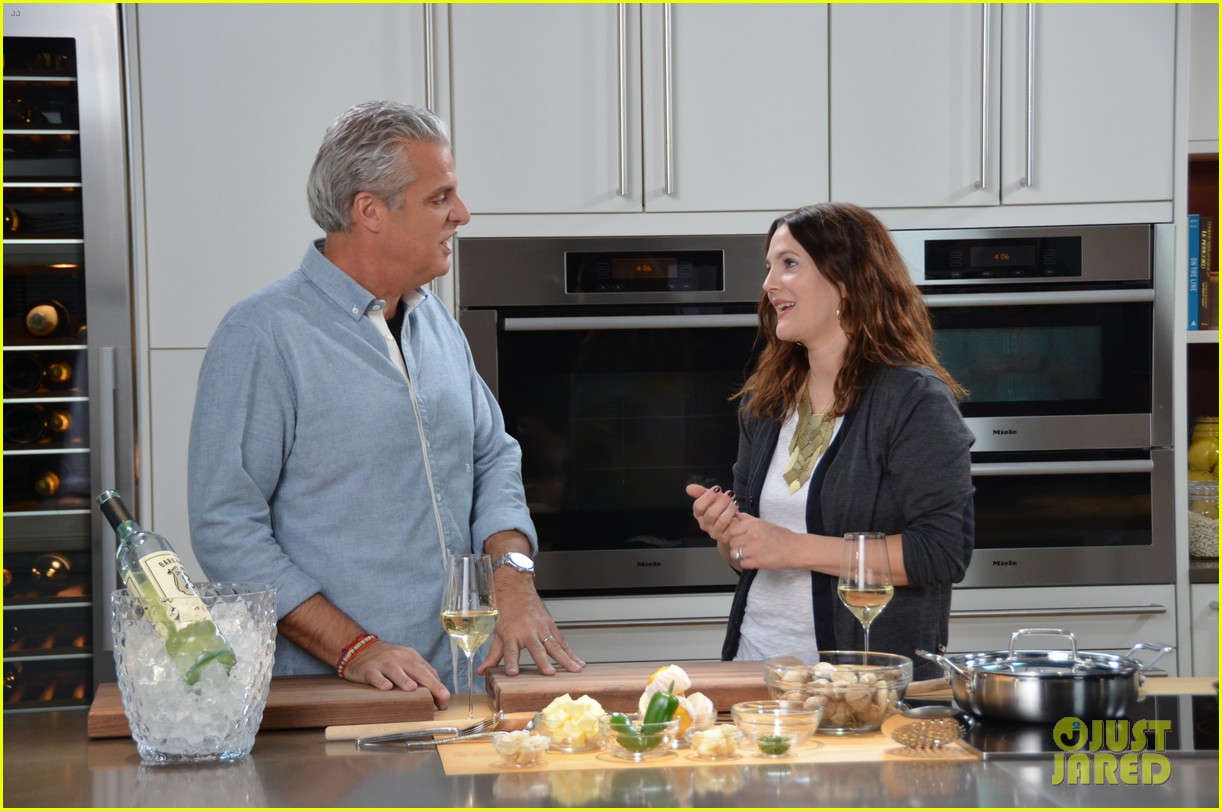 drew barrymore cooks with chef eric ripert watch now 06