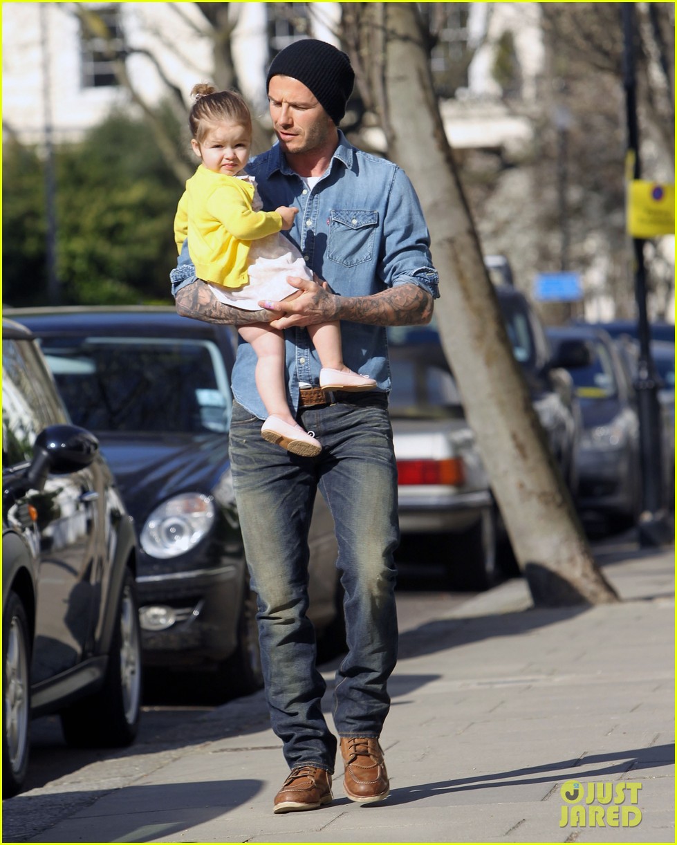 victoria david beckham day out with harper 052857200