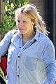 kristen bell steps out for first time since giving birth 02