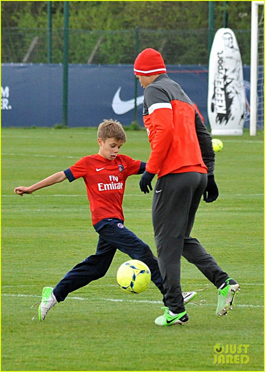 david beckham soccer camp with his sons 122853810