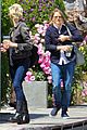 jodie foster lemonade cafe with gal pal 01