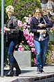 jodie foster lemonade cafe with gal pal 09