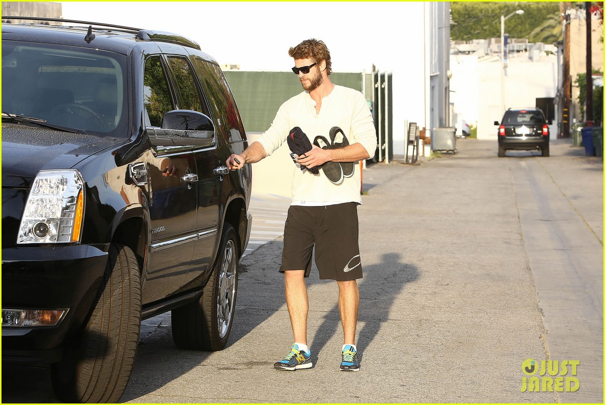 liam hemsworth steps out after the raven casting news 09