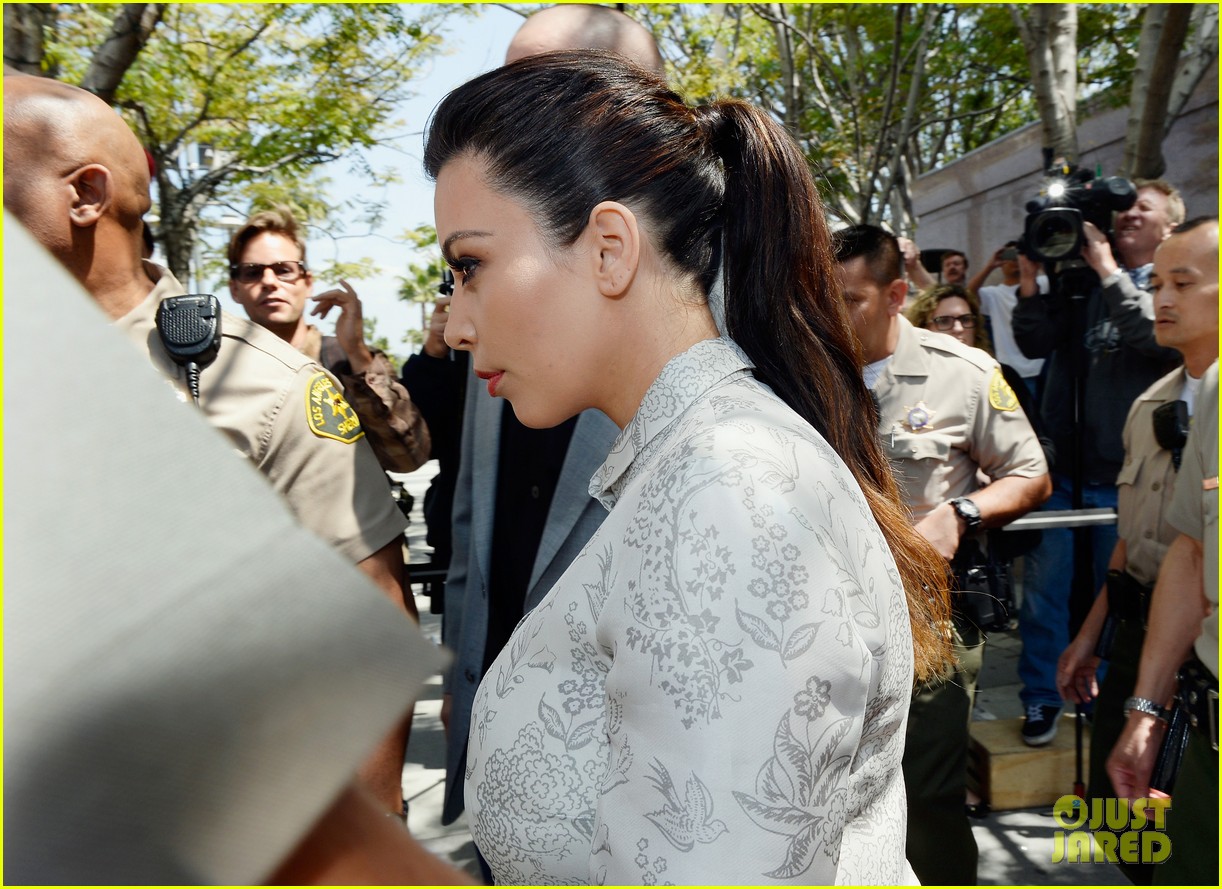 Kim Kardashian Court Departure After Kris Humphries Divorce Case