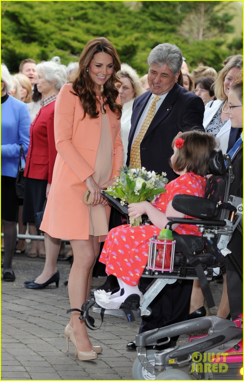 kate middleton visits naomi house speaks in recorded video 132860509