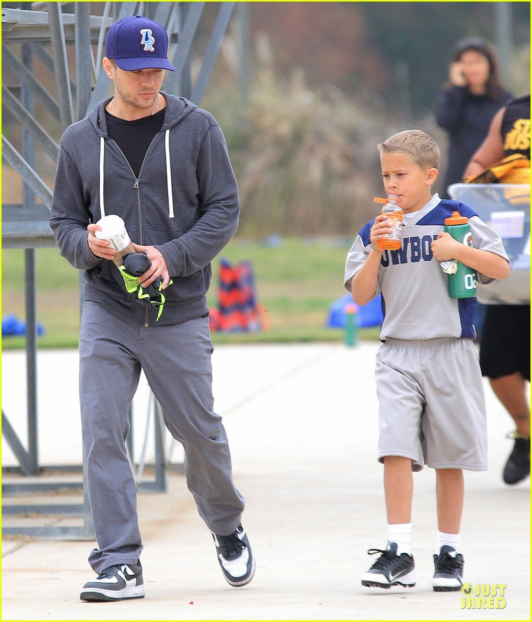 ryan phillippe cowboys soccer game with deacon 092849726
