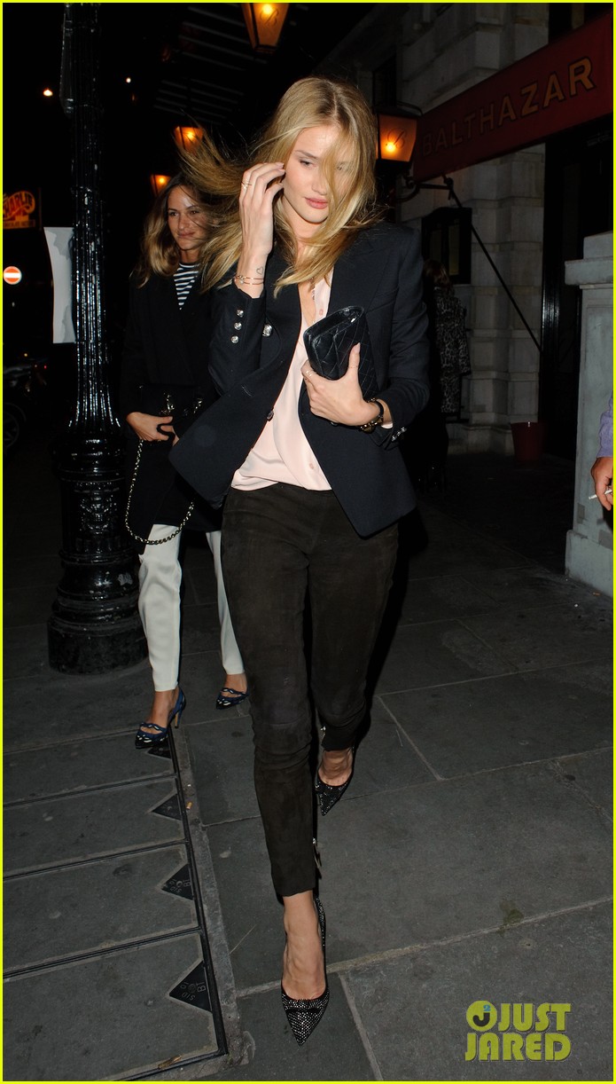 Rosie Huntington-Whiteley: Birthday Celebrations in London!: Photo