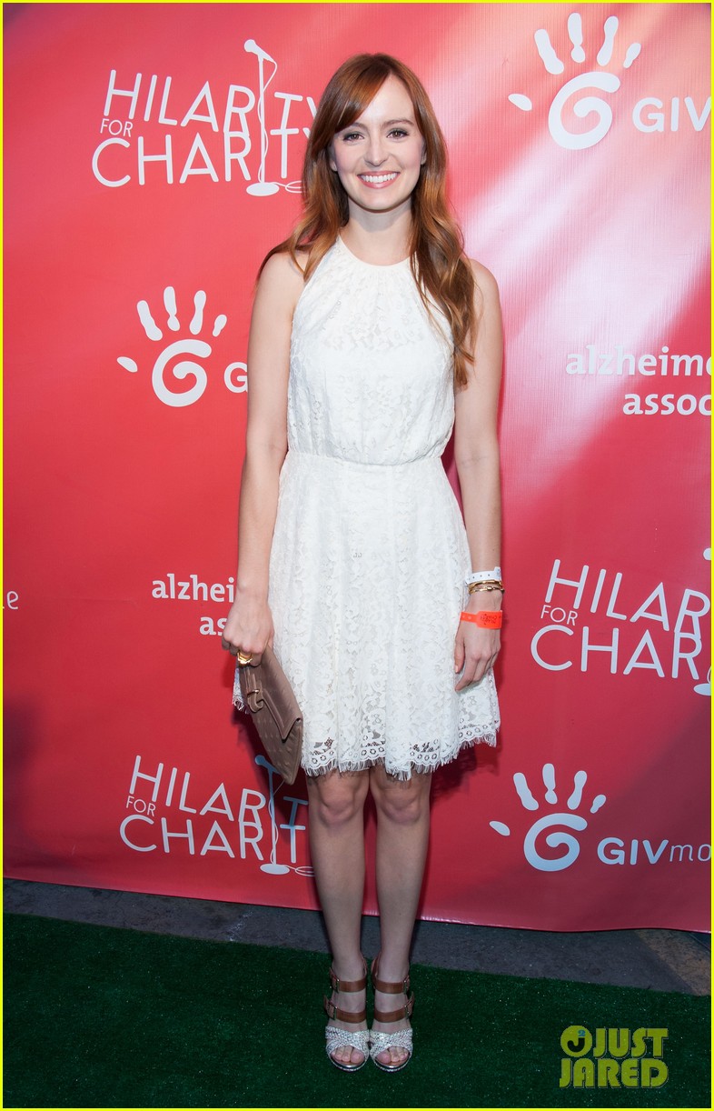 Krysten Ritter & Mindy Kaling: Hilarity for Charity Event!: Photo ...