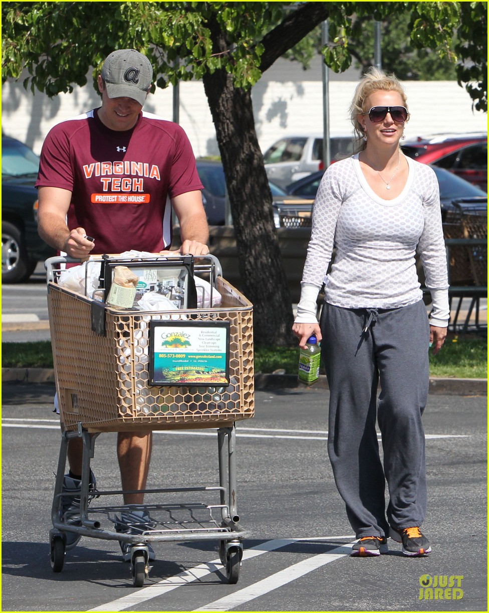britney spears vons grocery shopping 112855921