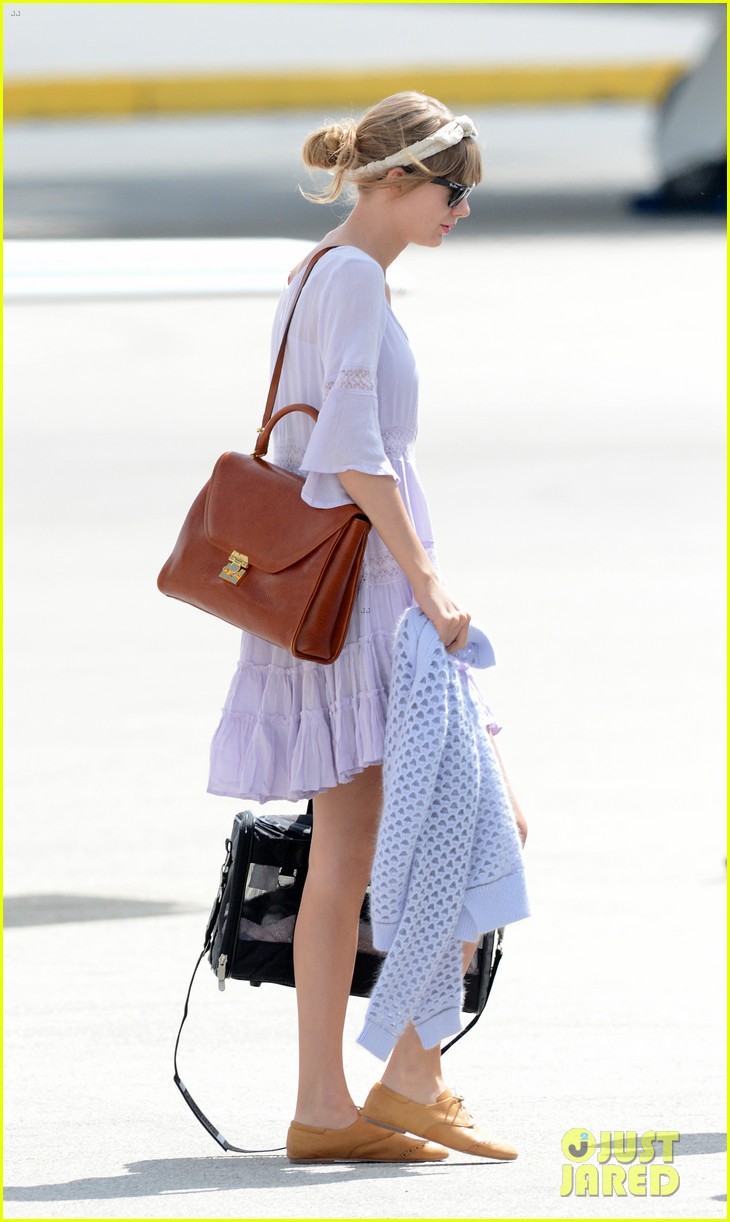 taylor swift miami arrival for red tour 062847124