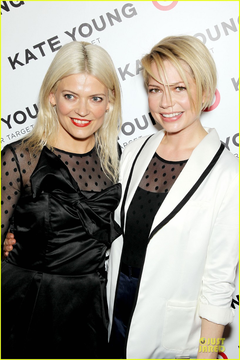 michelle williams haircut debut at kate young for target launch 04
